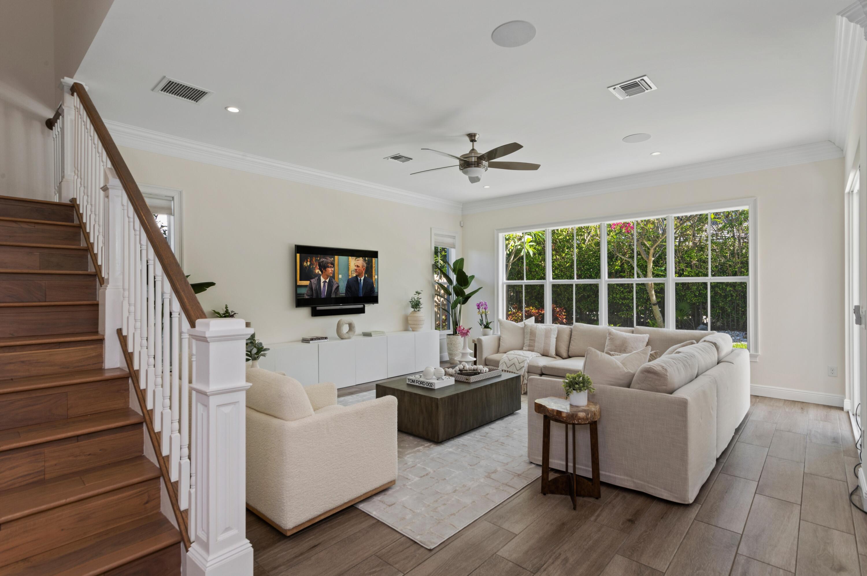 375 Northeast 7th Street Boca Raton, FL 33432 - Photo 13 of 22 375 NE 7th Street