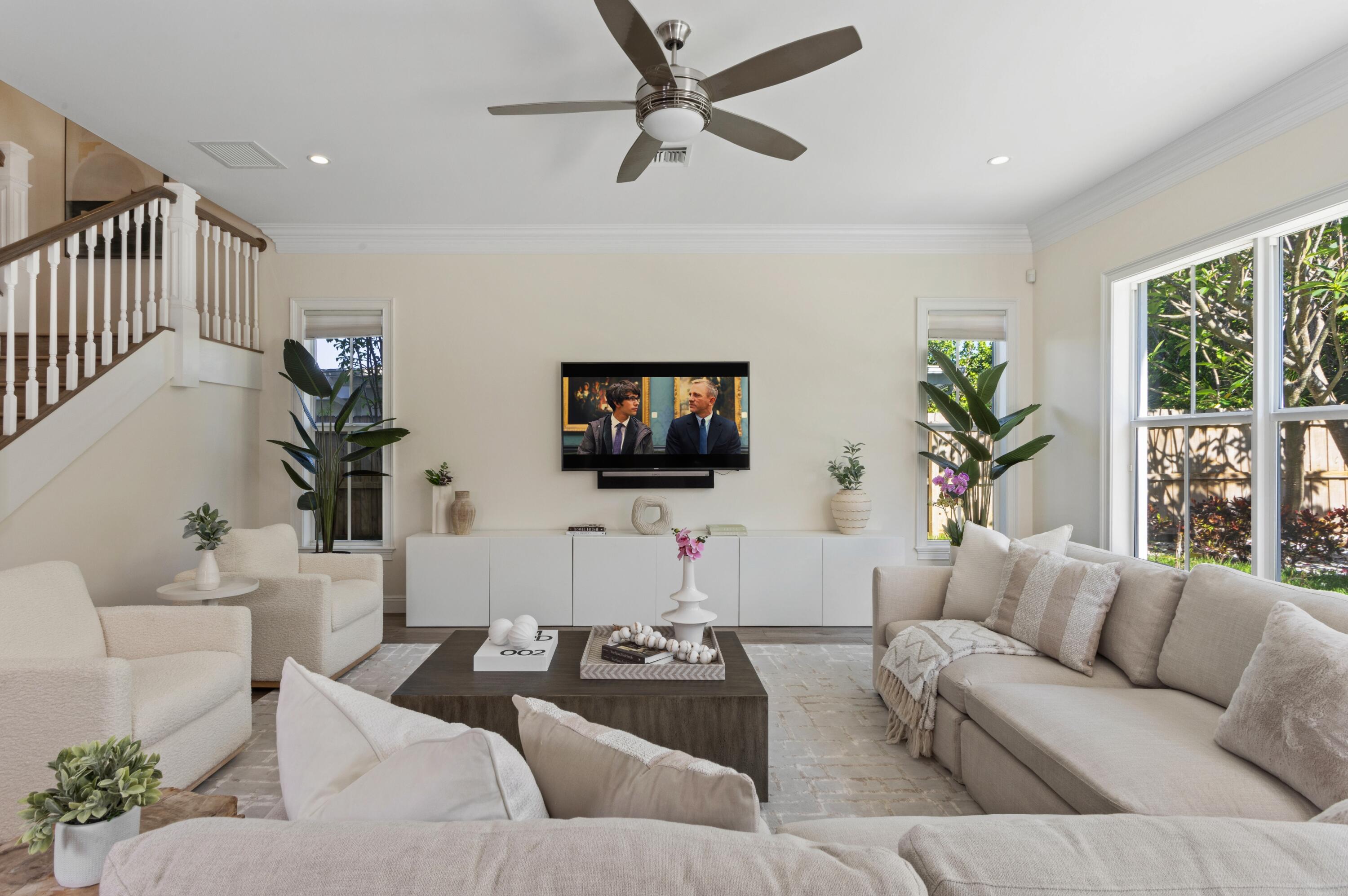 375 Northeast 7th Street Boca Raton, FL 33432 - Photo 14 of 22 375 NE 7th Street