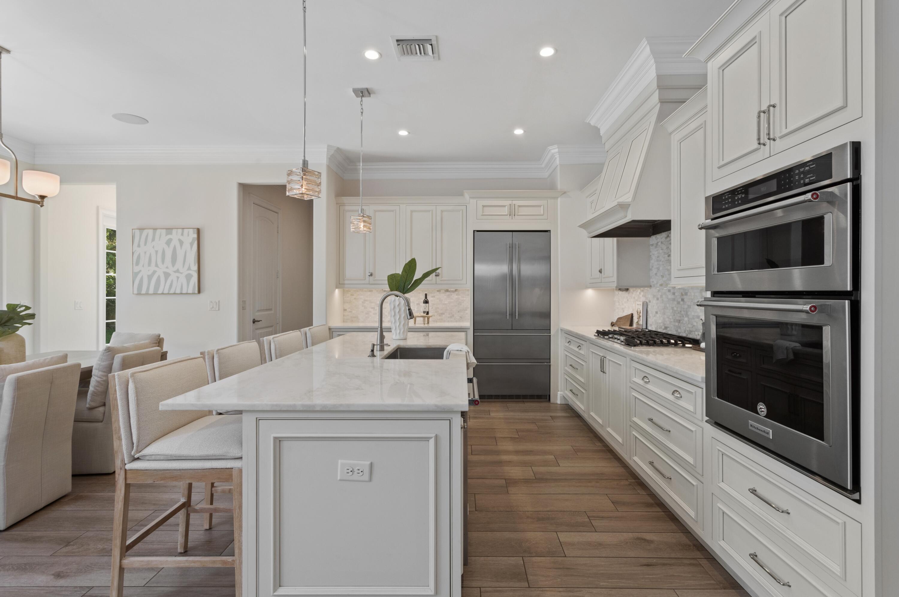 375 Northeast 7th Street Boca Raton, FL 33432 - Photo 8 of 22 375 NE 7th Street