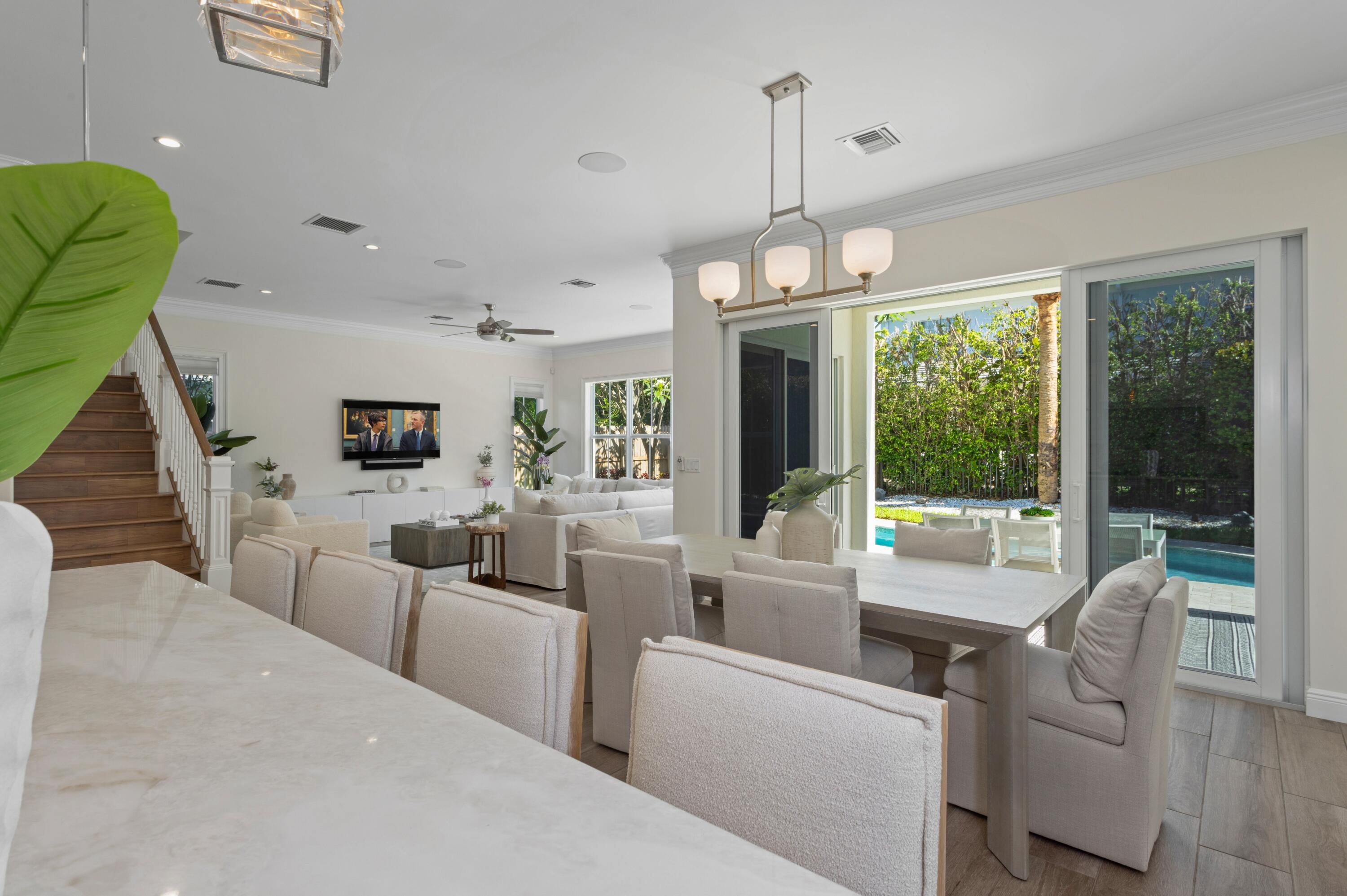375 Northeast 7th Street Boca Raton, FL 33432 - Photo 10 of 22 375 NE 7th Street