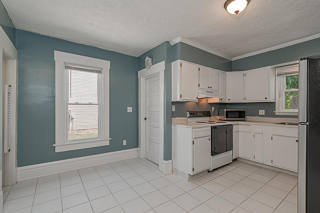 1513 Graham Road Reynoldsburg, OH 43068 - Photo 6 of 15