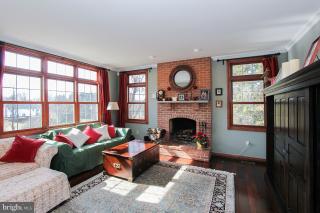 14714 Springfield Road Darnestown, MD 20874 - Photo 19 of 26 Interior (General)