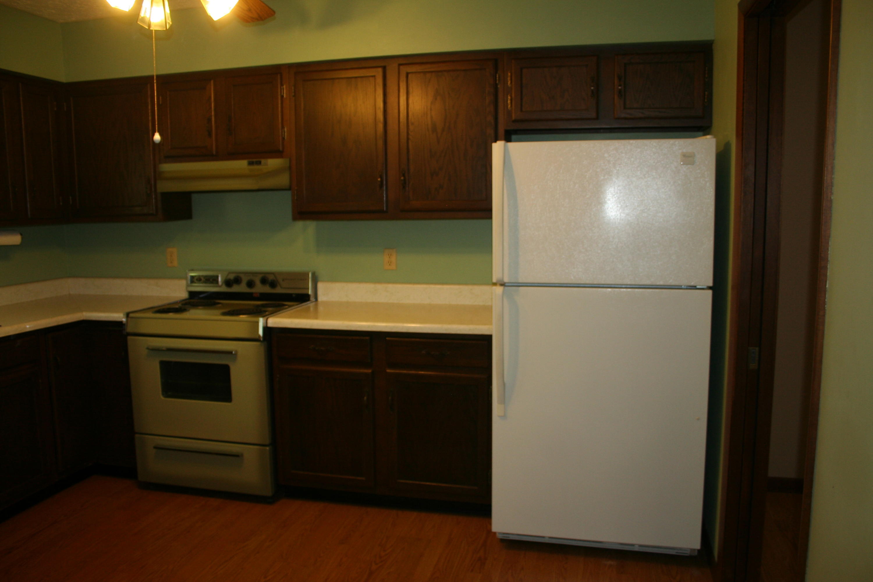 200 Cedar Road Clinton, TN 37716 - Photo 14 of 34 Kitchen