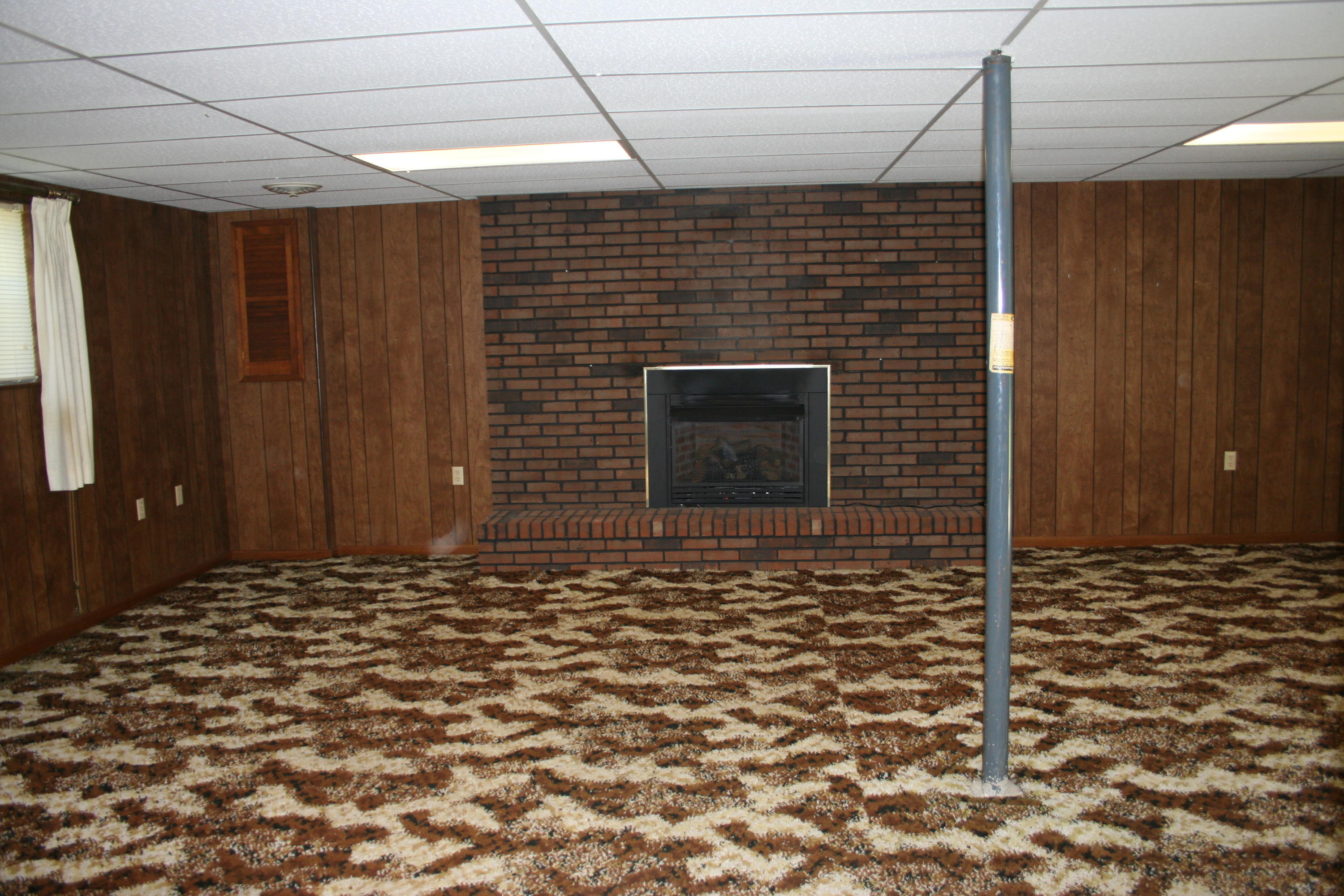 200 Cedar Road Clinton, TN 37716 - Photo 25 of 34 Huge Basement Rec Room