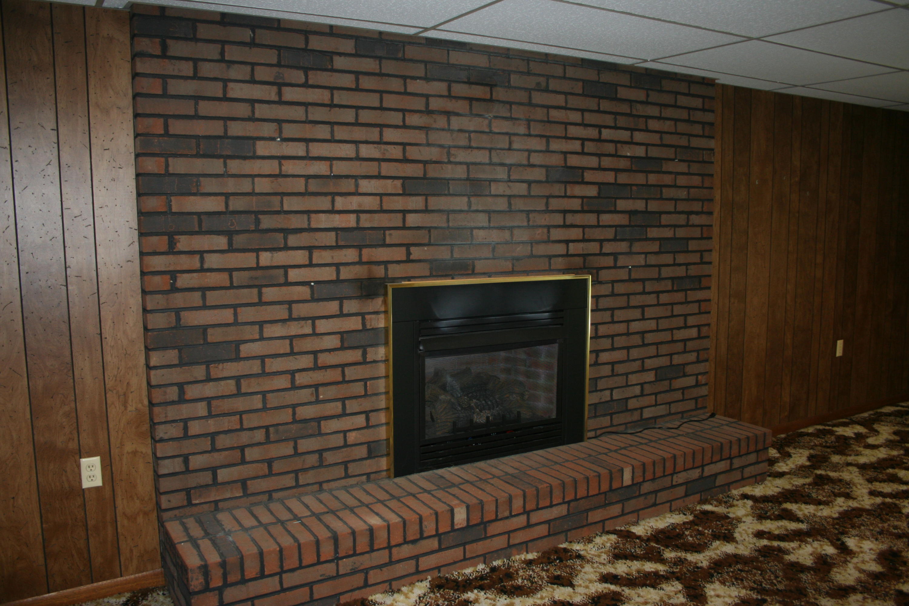 200 Cedar Road Clinton, TN 37716 - Photo 27 of 34 Fireplace With Propane Gas Logs