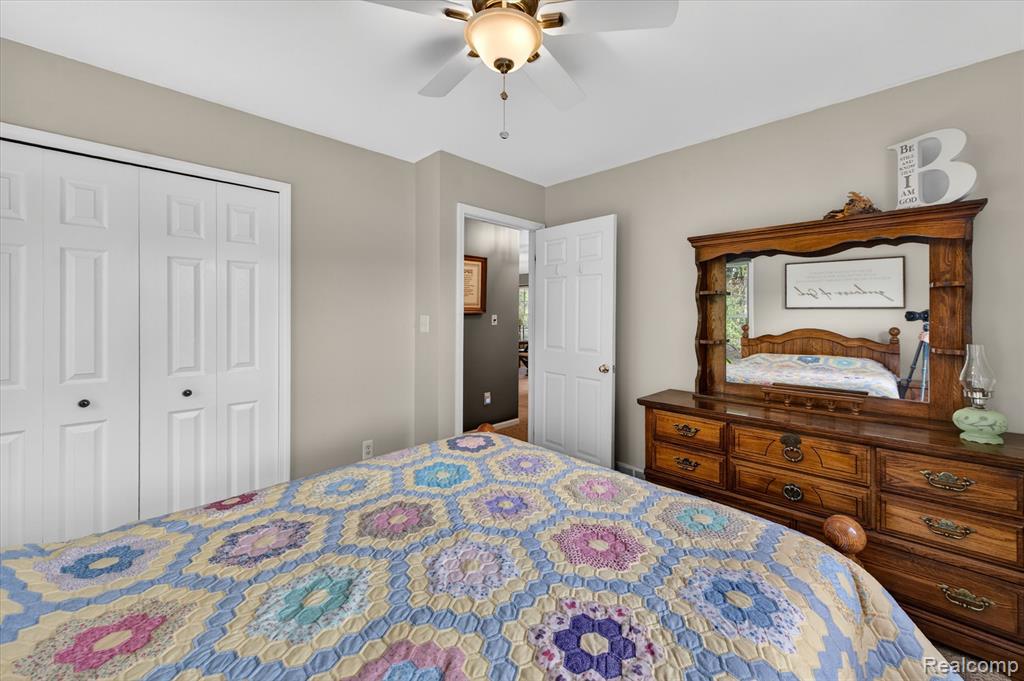 7659 Clyde Road Fenton, MI 48430 - Photo 20 of 52