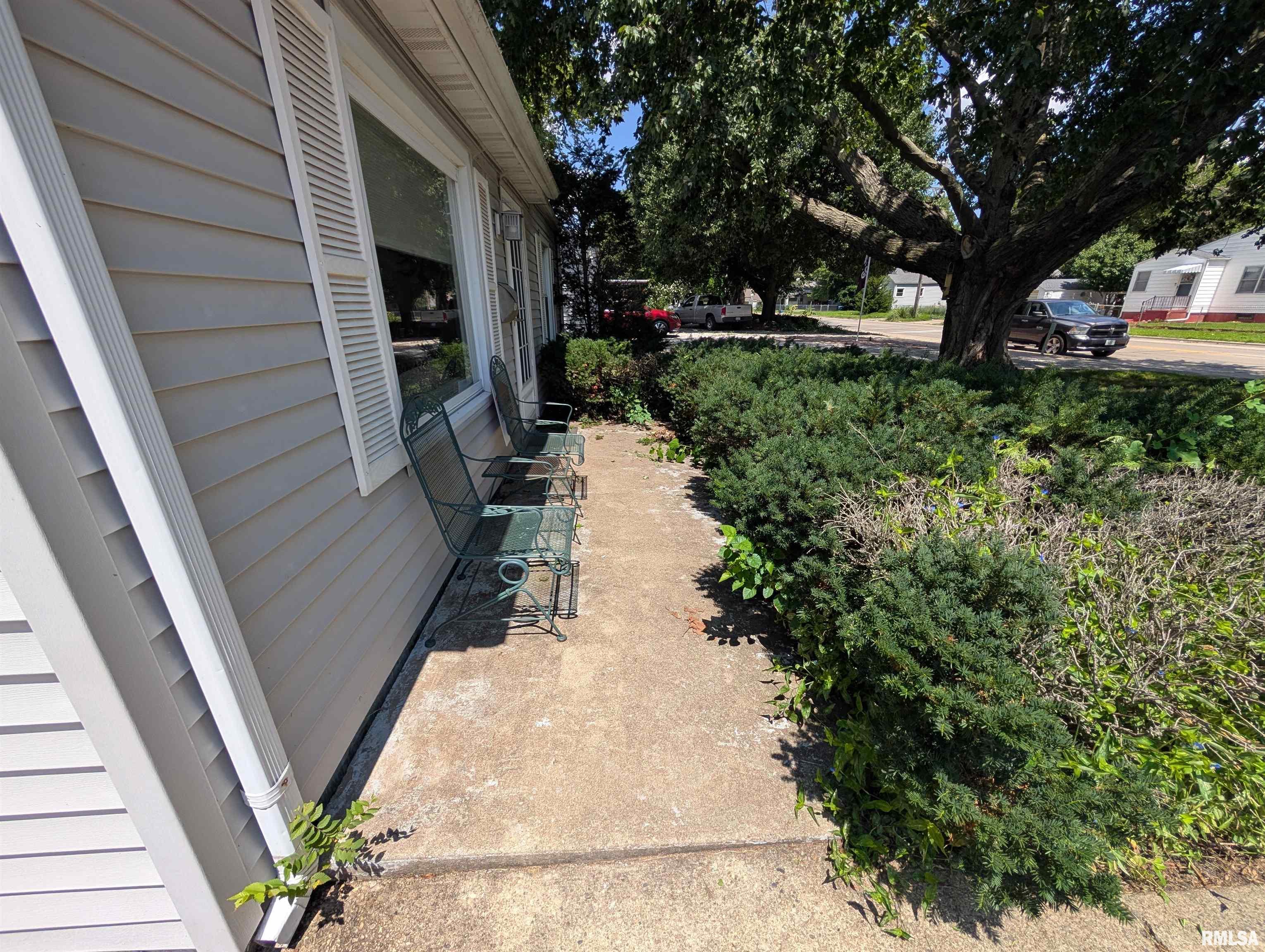 2417 South 1st Street Springfield, IL 62704 - Photo 18 of 24 Gallery Image 18