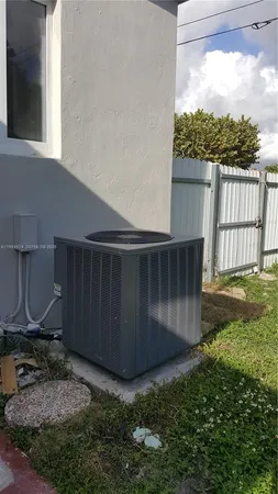 $3,750 | 6300 Southwest 21st Street, Unit 1, Miami, FL 33155