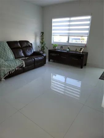 $4,000 | 6300 Southwest 21st Street, Unit 1, Miami, FL 33155