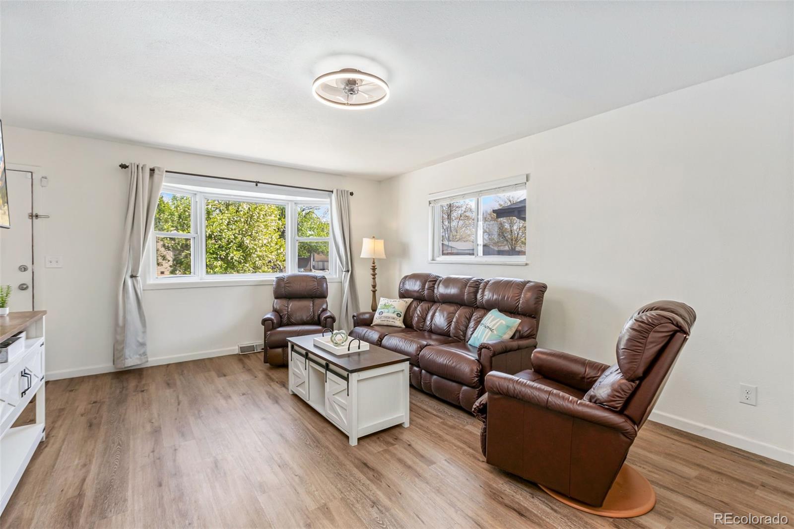 401 36th Avenue Greeley, CO 80634 - Photo 4 of 34