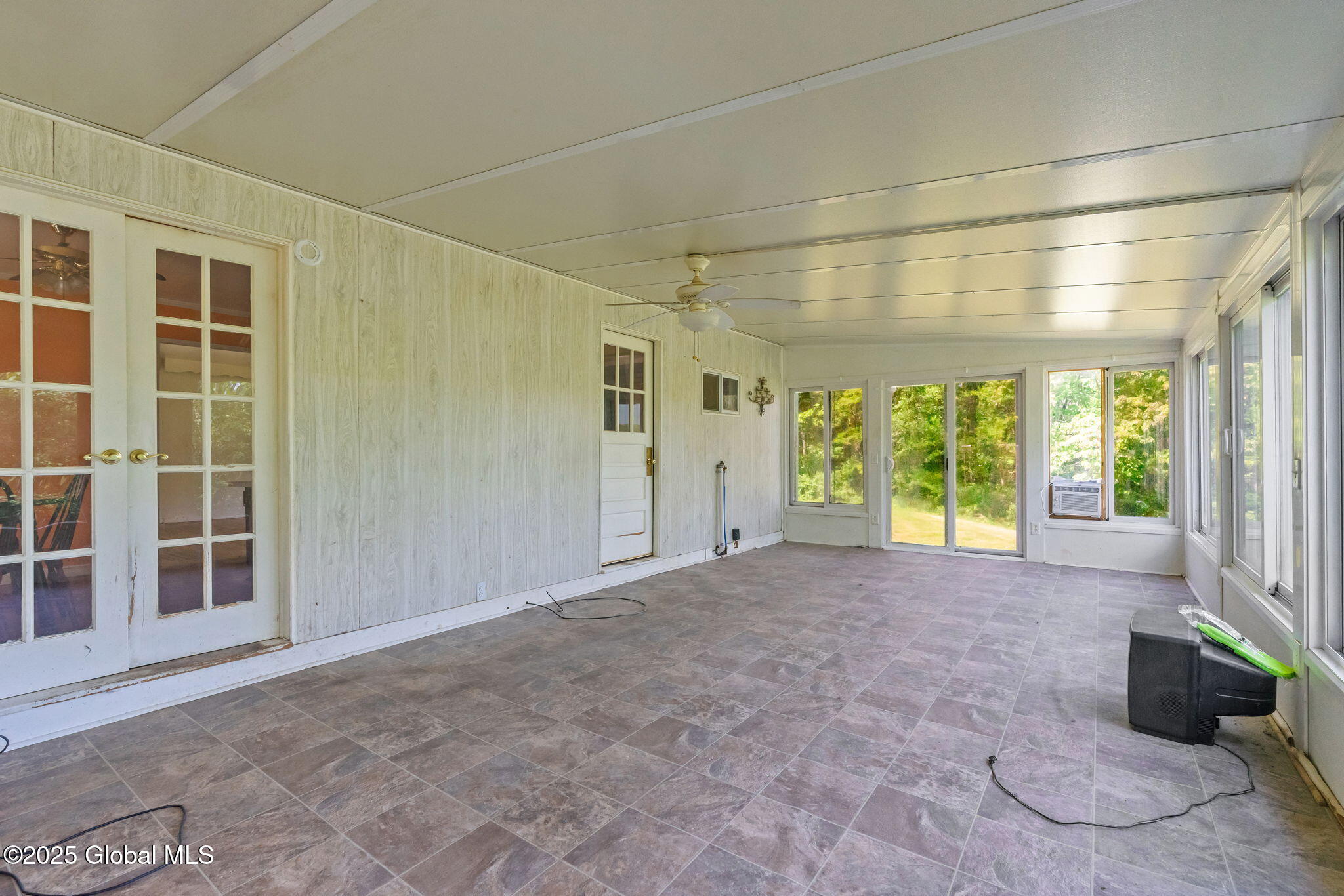 333 Shaver Road Sand Lake, NY 12196 - Photo 22 of 31 24-web-or-mls-333-shaver-rd