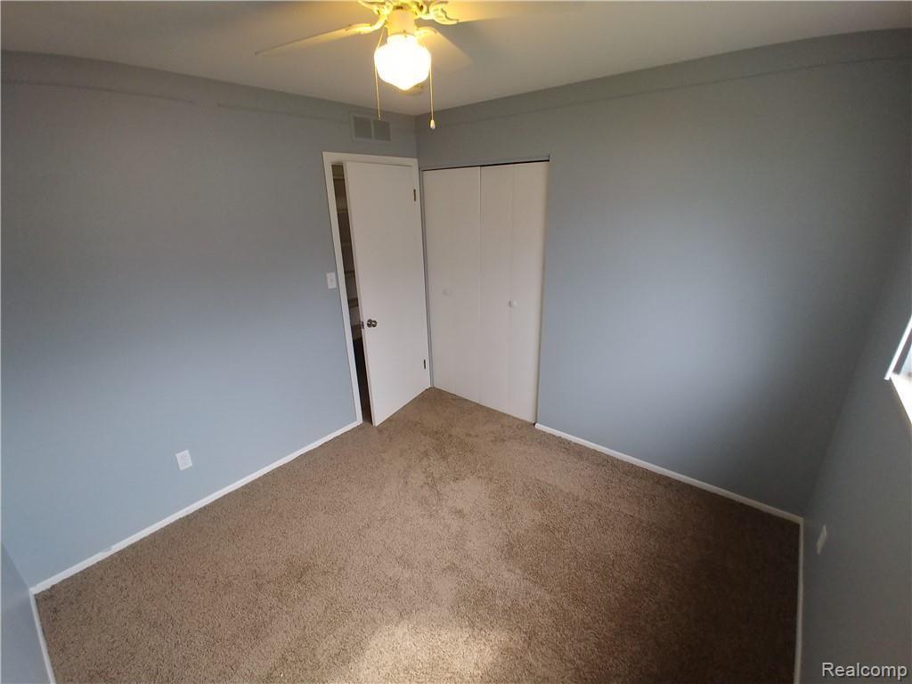 560 South Henry Ruff Road Westland, MI 48186 - Photo 11 of 18