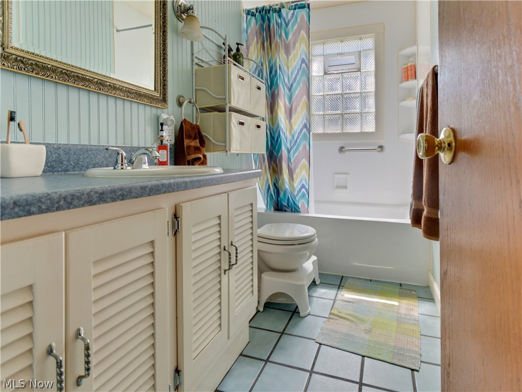 1658 Graham Road Silver Lake, OH 44224 - Photo 9 of 21 Gallery Image 9