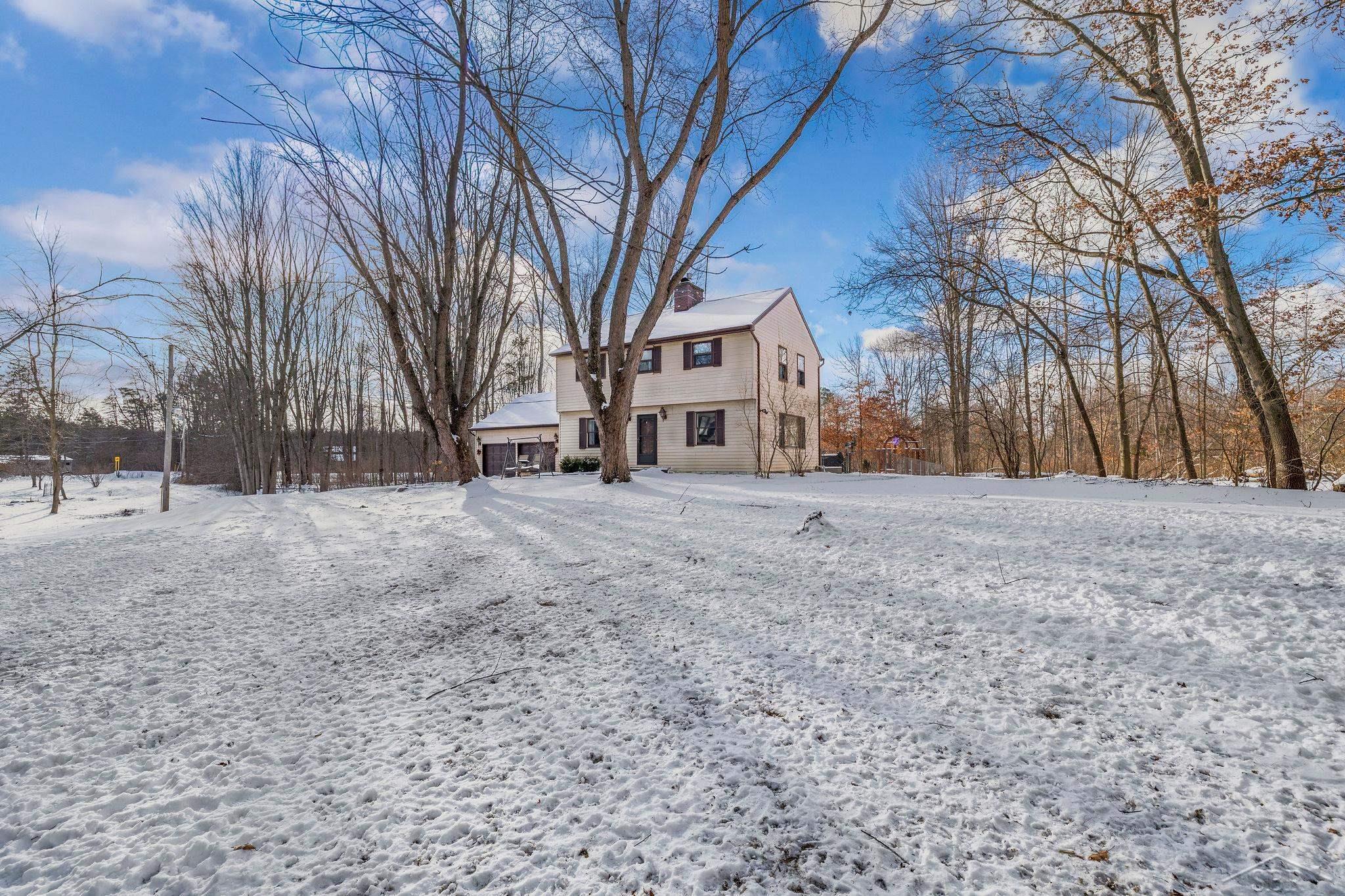 1305 East Pine River Road Midland, MI 48640 - Photo 55 of 73 50195304-e9dc5949-78c7-40ff-b69b-5e36a208e847.JPG