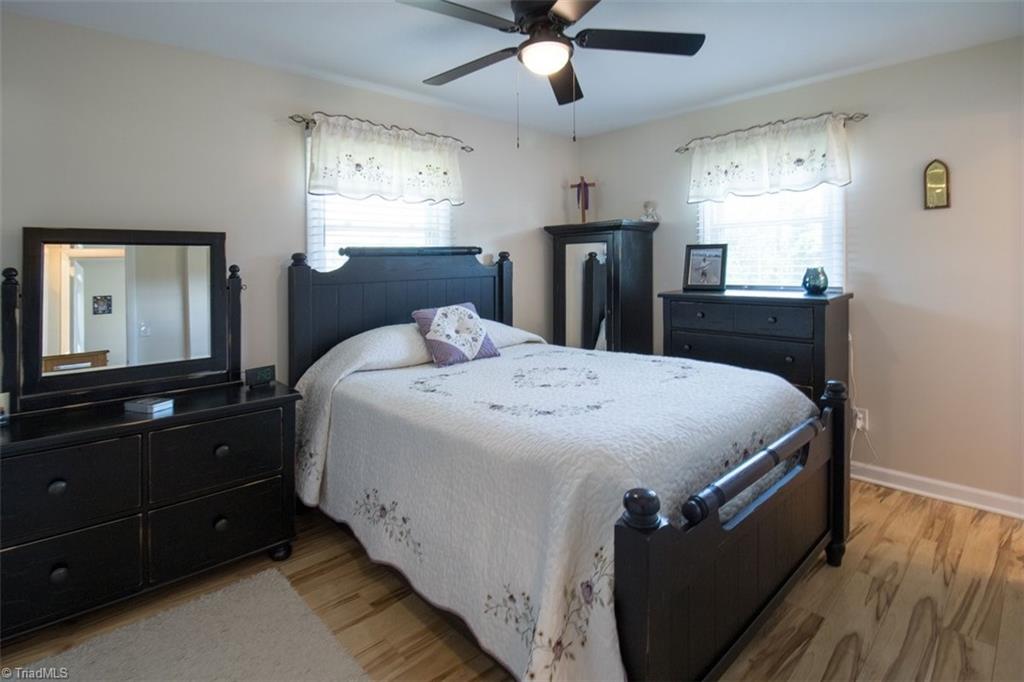 211 Parsons Road Wilkesboro, NC 28697 - Photo 33 of 48