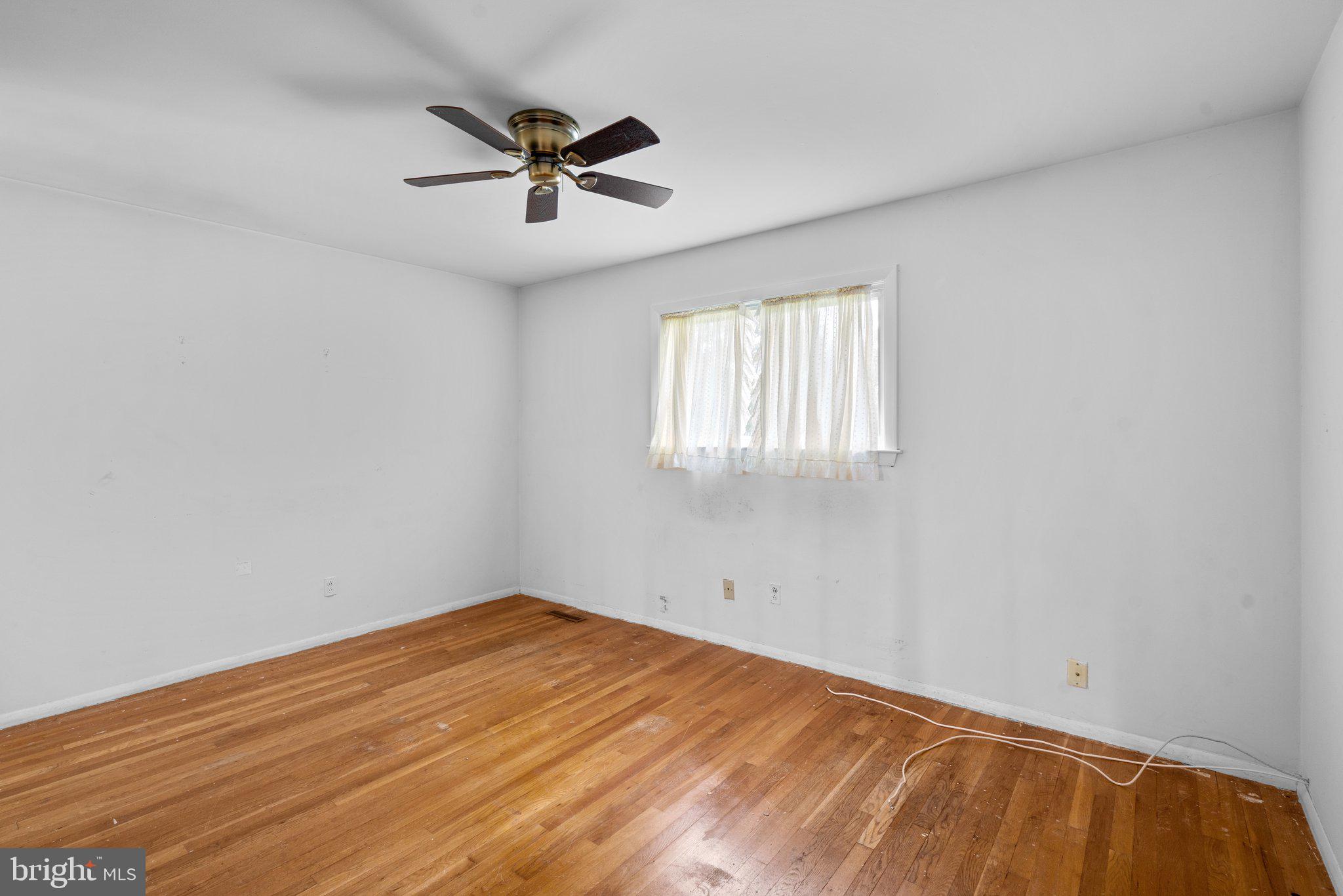 3919 Setonhurst Road Pikesville, MD 21208 - Photo 16 of 29 Master bedroom #1