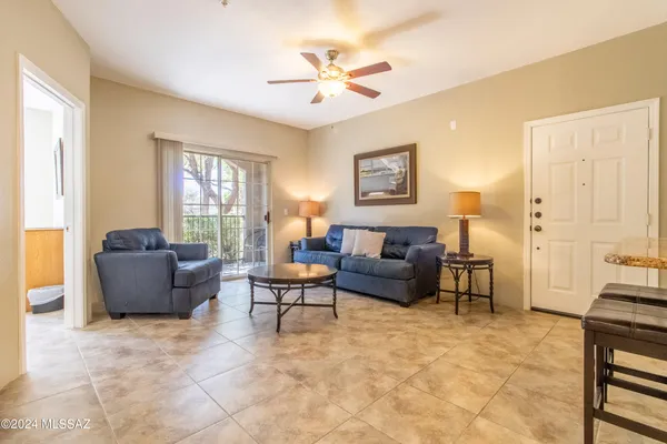 $1,695 | 1500 East Pusch Wilderness Drive, Unit 6103, Tucson, AZ 85737