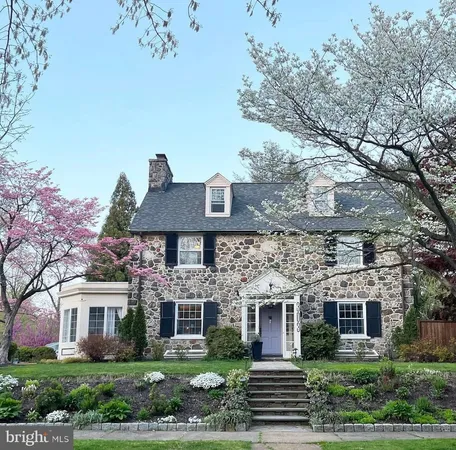$799,900 | 303 Hawthorne Drive, Wilmington, DE 19802