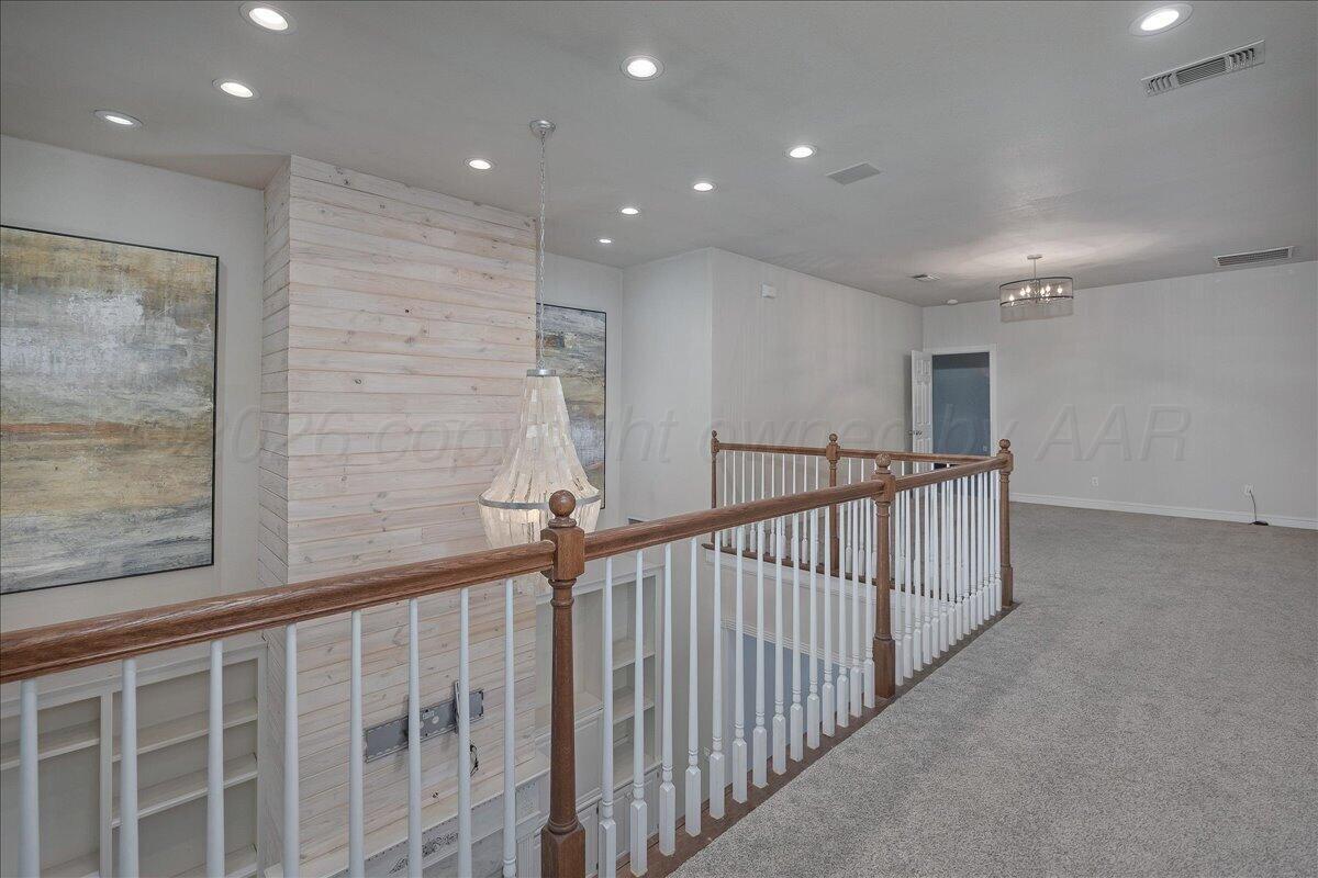 3614 West Point Drive Amarillo, TX 79119 - Photo 28 of 40 28-Landing
