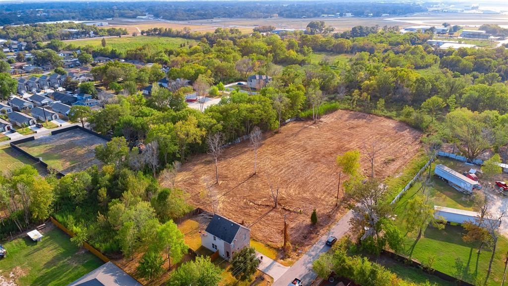 8888 Freeland Street Houston, TX 77075 - Photo 8 of 12 view of a city