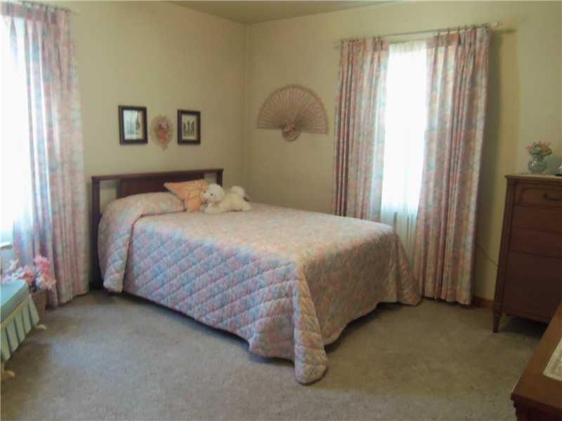 1805 Van Buskirk Road Anderson, IN 46011 - Photo 8 of 14 Gallery Image 8
