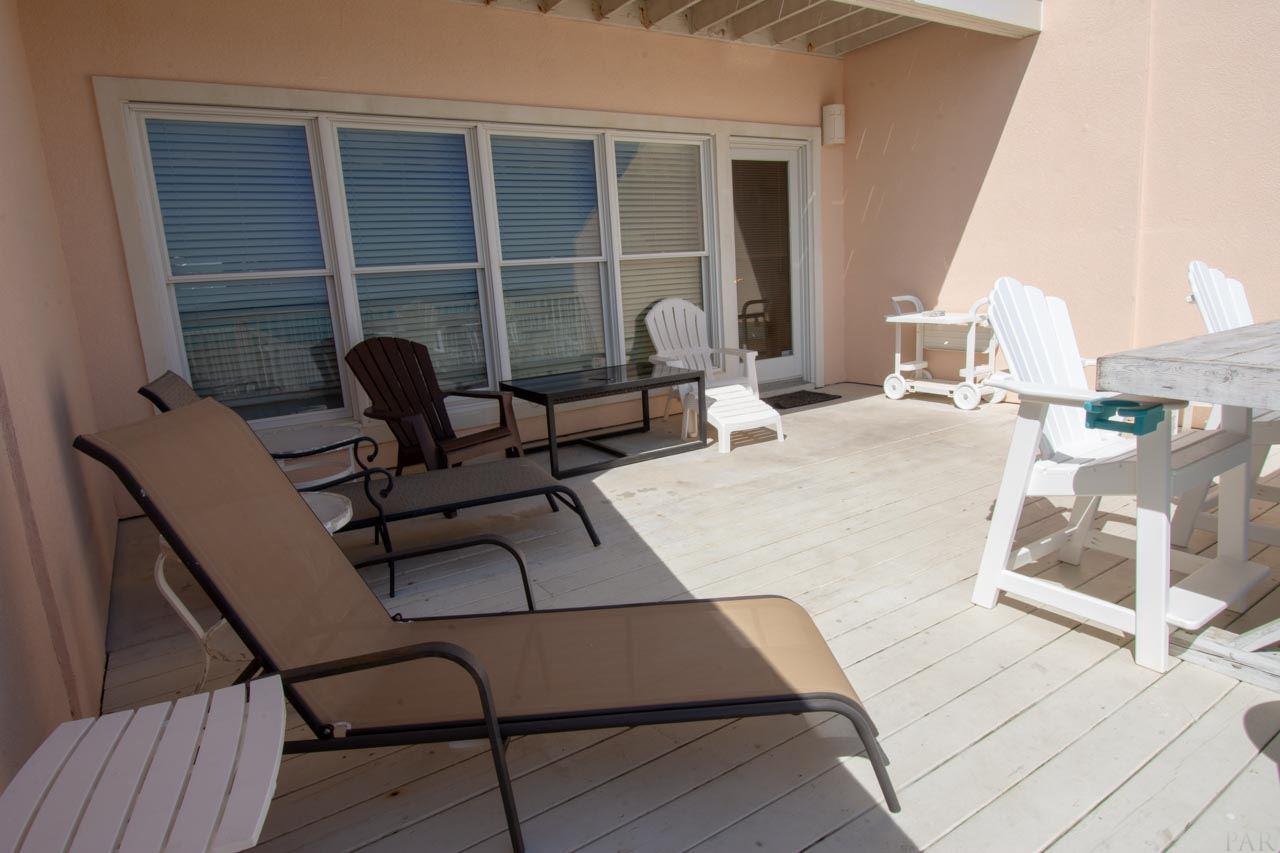 7961 Gulf Boulevard, Unit 2 Navarre Beach, FL 32566 - Photo 11 of 38