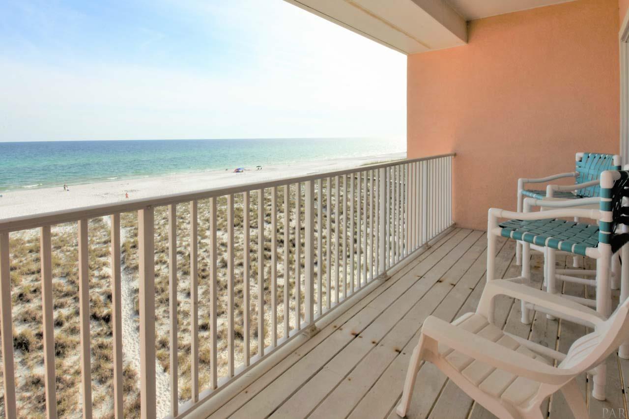 7961 Gulf Boulevard, Unit 2 Navarre Beach, FL 32566 - Photo 32 of 38