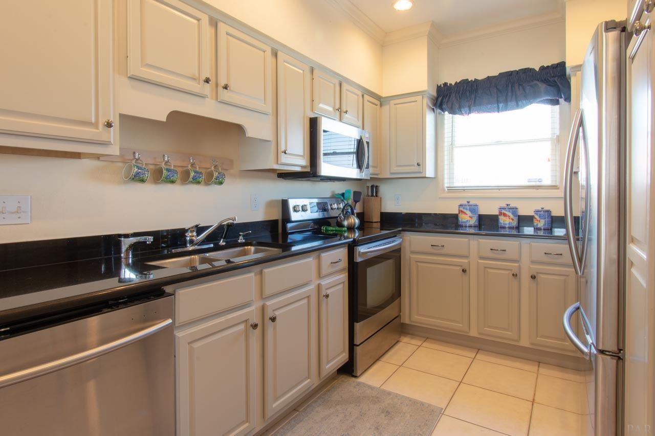 7961 Gulf Boulevard, Unit 2 Navarre Beach, FL 32566 - Photo 5 of 38