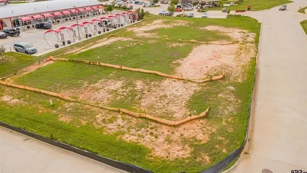 $425,000 | 8407 Military Drive, Tyler, TX 75706