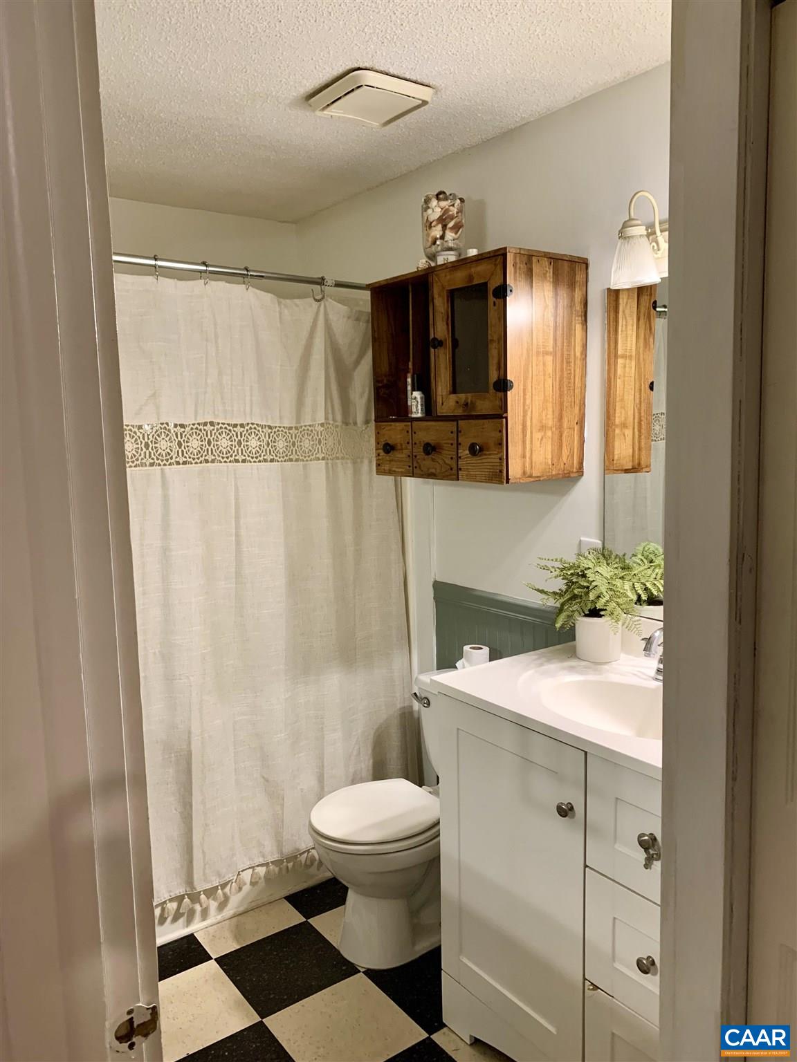 2429 North Boston Road Troy, VA 22974 - Photo 18 of 50 Gallery Image 18