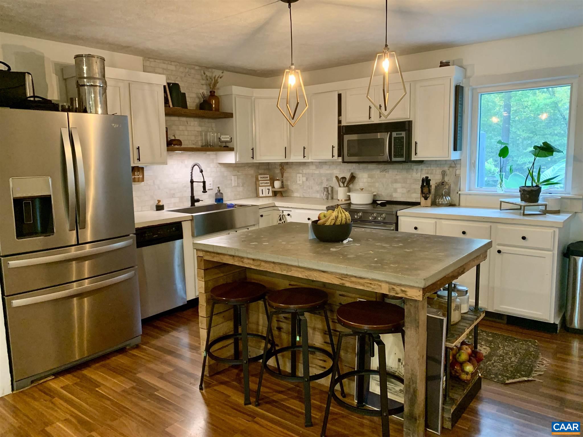 2429 North Boston Road Troy, VA 22974 - Photo 8 of 50 Gallery Image 8