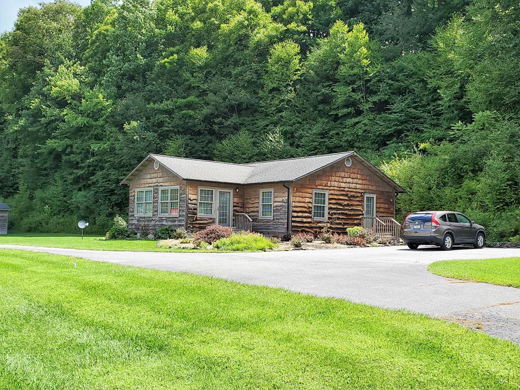 20183 Azen Road Damascus, VA 24236 - Photo 1 of 1 Gallery Image 1