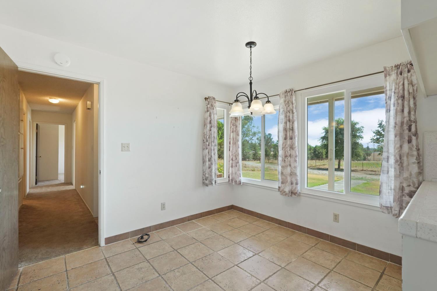 9480 Sunflower Road Wilton, CA 95693 - Photo 10 of 44 Gallery Image 10
