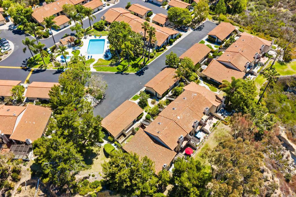 136 South Jayton Lane Encinitas, CA 92024 - Photo 27 of 33