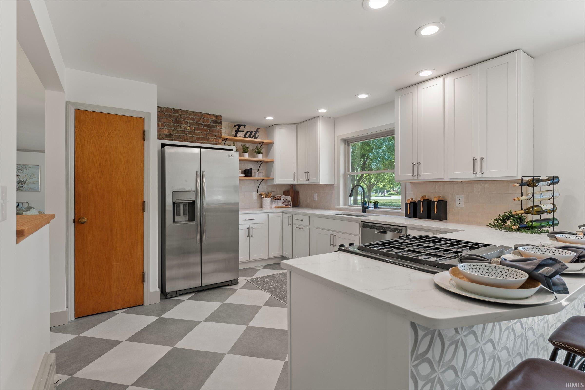 2121 East Madison Street South Bend, IN 46617 - Photo 18 of 35