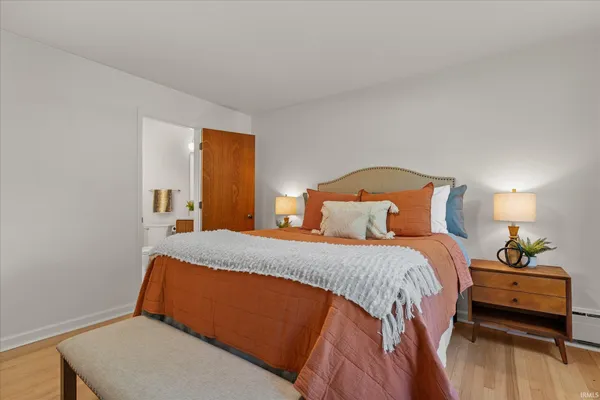 $4,500 | 2121 East Madison Street, South Bend, IN 46617