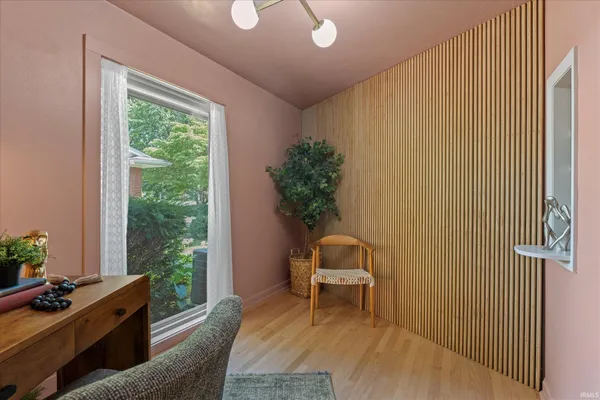 $4,500 | 2121 East Madison Street, South Bend, IN 46617