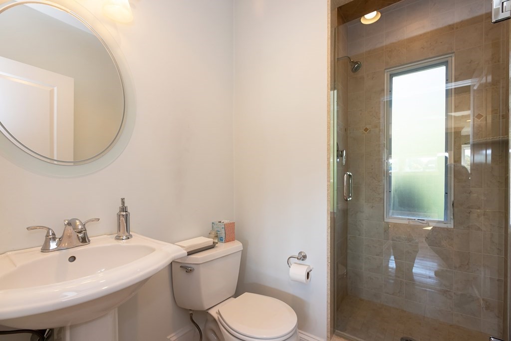 47 Bel Air Road Hingham, MA 02043 - Photo 15 of 26 Gallery Image 15