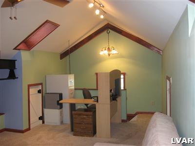 905 East Emmaus Avenue Allentown, PA 18103 - Photo 19 of 20 Large bedroom with walk in closet