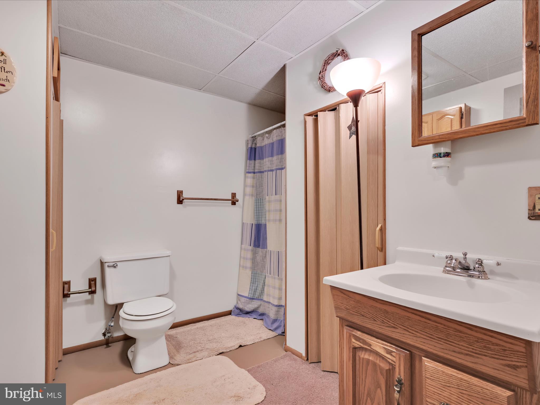 1 South Stevens Street Frackville, PA 17931 - Photo 21 of 33 Bathroom