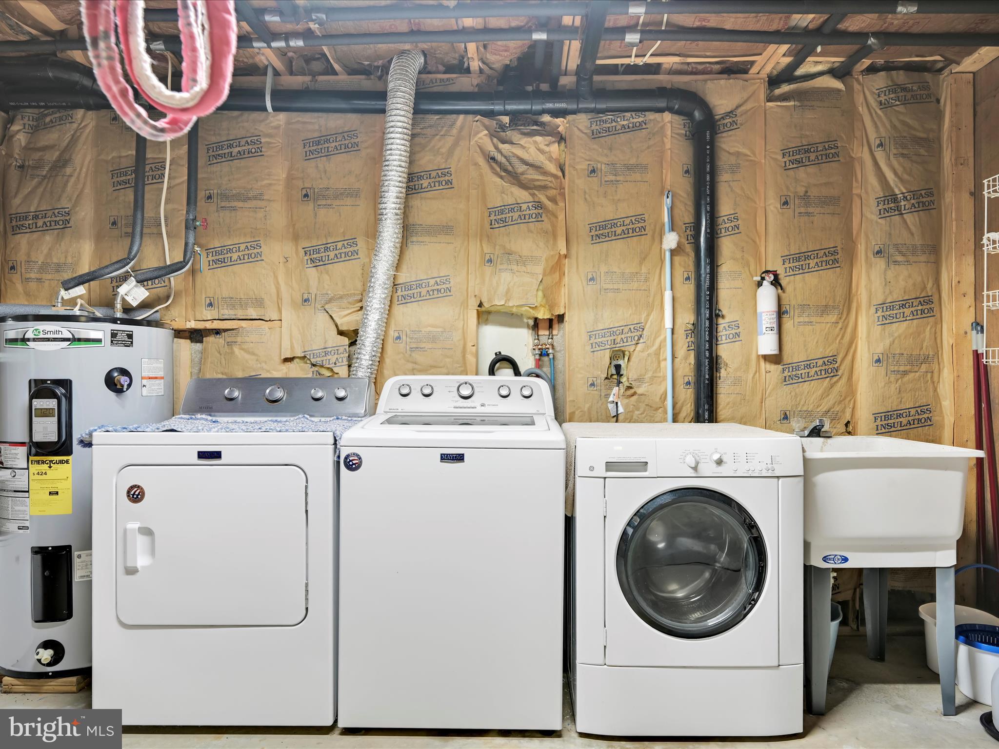 1 South Stevens Street Frackville, PA 17931 - Photo 29 of 33 Laundry