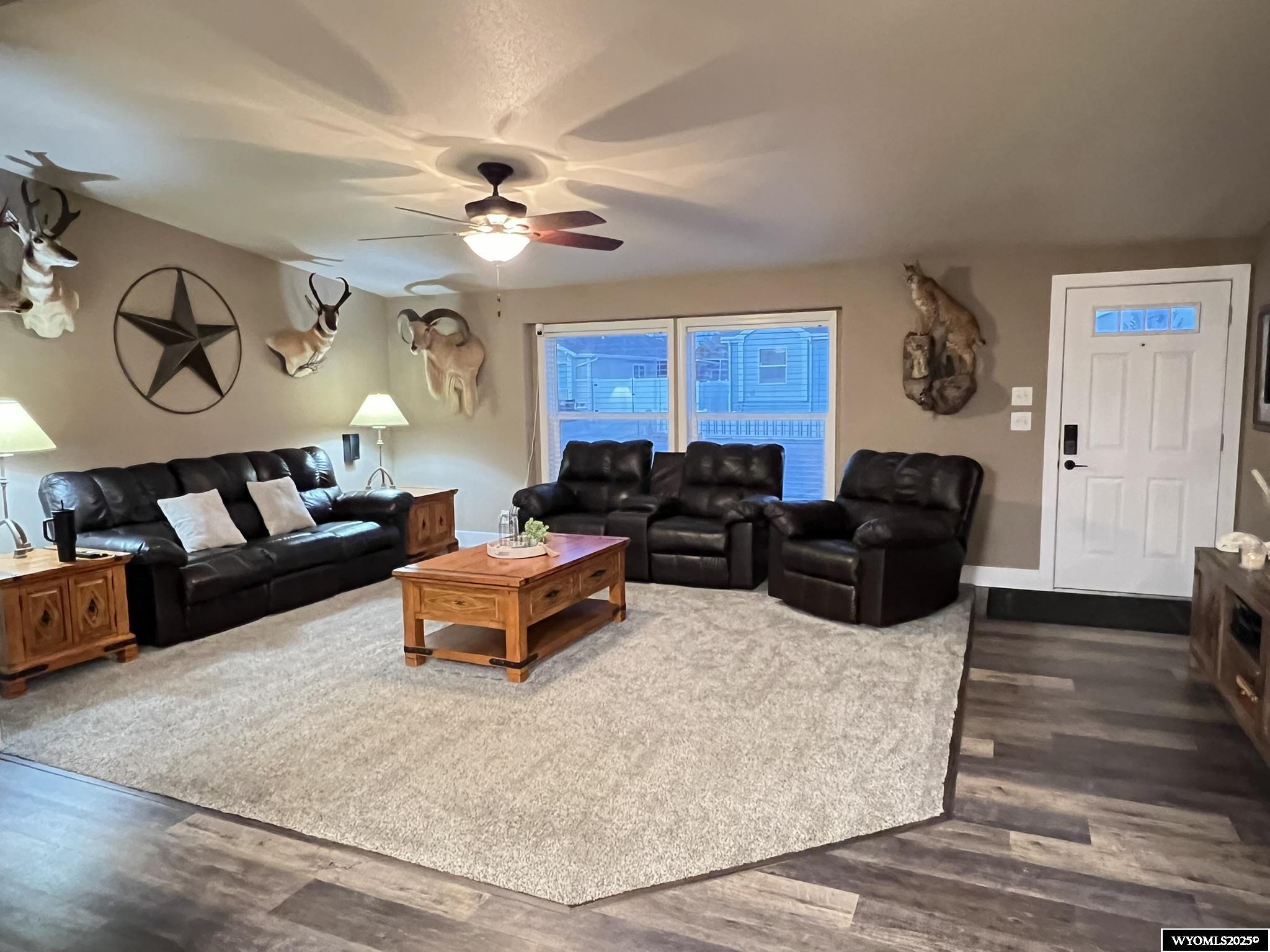 1500 Red Tail Drive Rock Springs, WY 82901 - Photo 2 of 39 Cozy and spacious