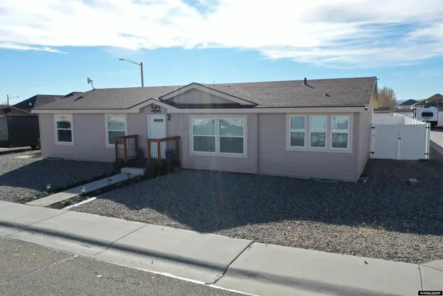 $450,000 | 1500 Red Tail Drive, Rock Springs, WY 82901