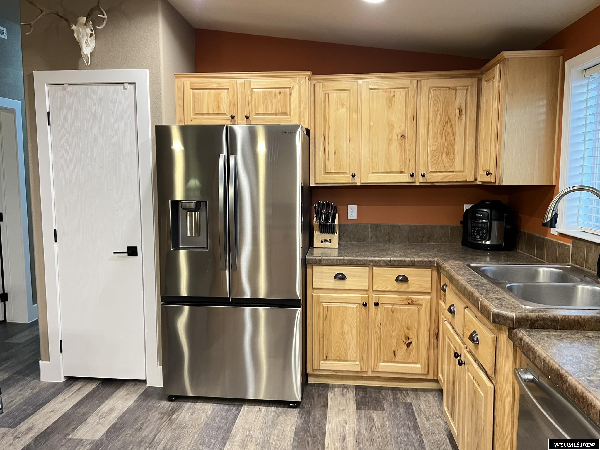 1500 Red Tail Drive Rock Springs, WY 82901 - Photo 10 of 39 Pantry as well