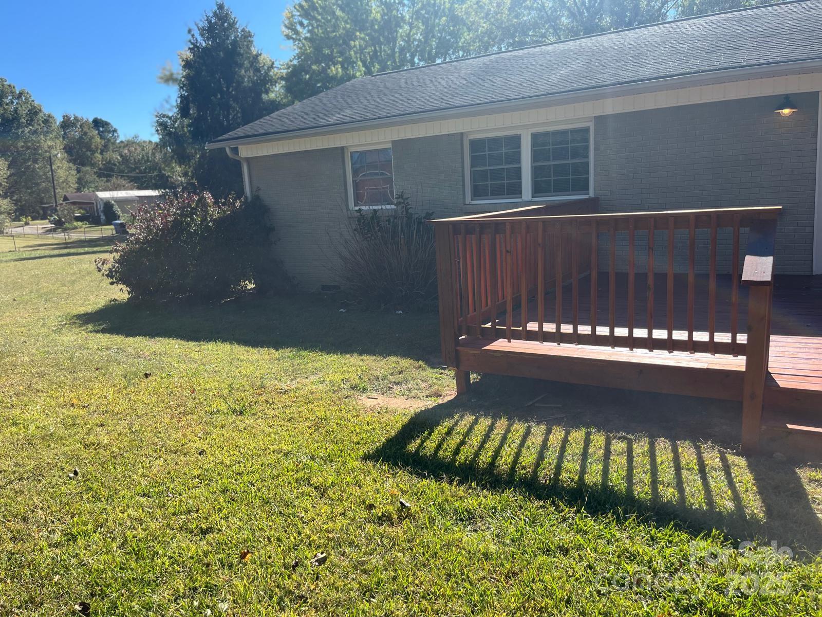 104 Edison Street Kings Mountain, NC 28086 - Photo 4 of 28 a view of an outdoor space with swimming pool