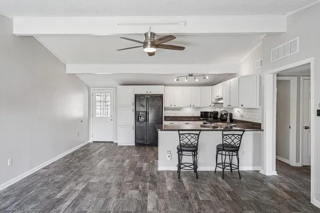 $2,400 | 8127 Karen Street, Metairie, LA 70003