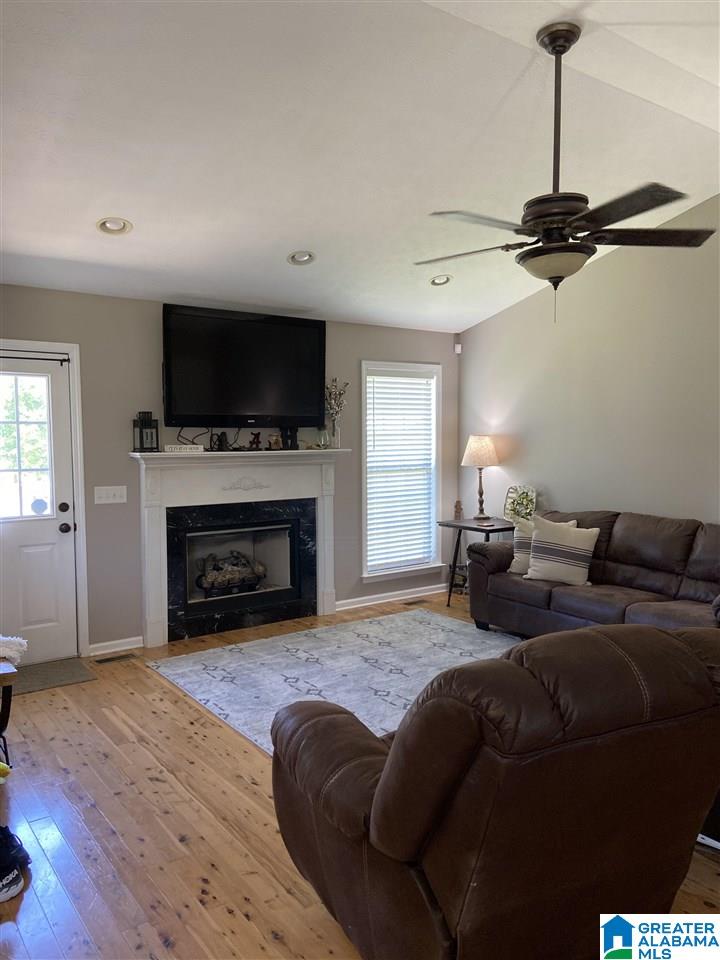 263 Bama Trail Ohatchee, AL 36271 - Photo 11 of 28