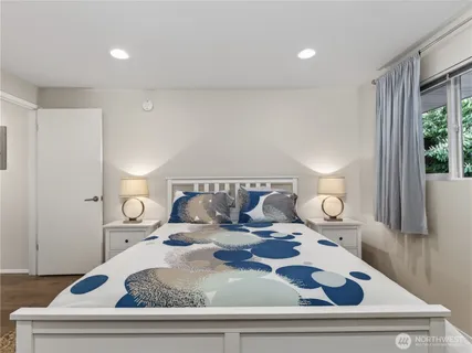 $675,000 | 10203 47th Avenue Southwest, Unit C8, Seattle, WA 98146
