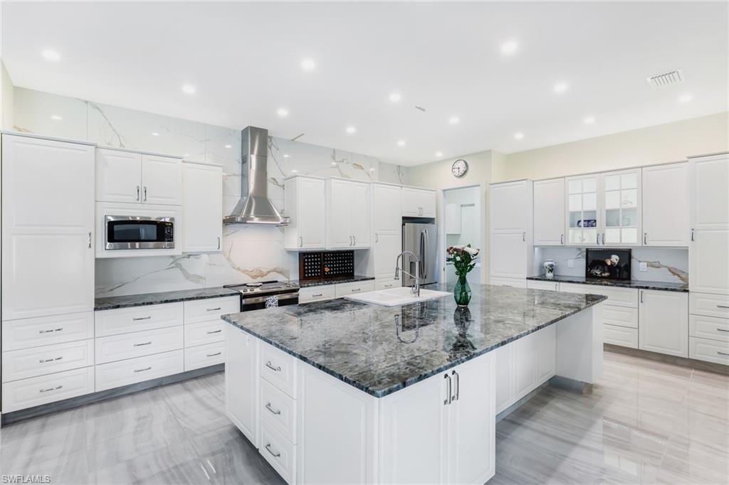 1108 Ridge Street Naples, FL 34103 - Photo 2 of 31 Gallery Image 2