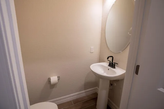 a bathroom with a bathtub